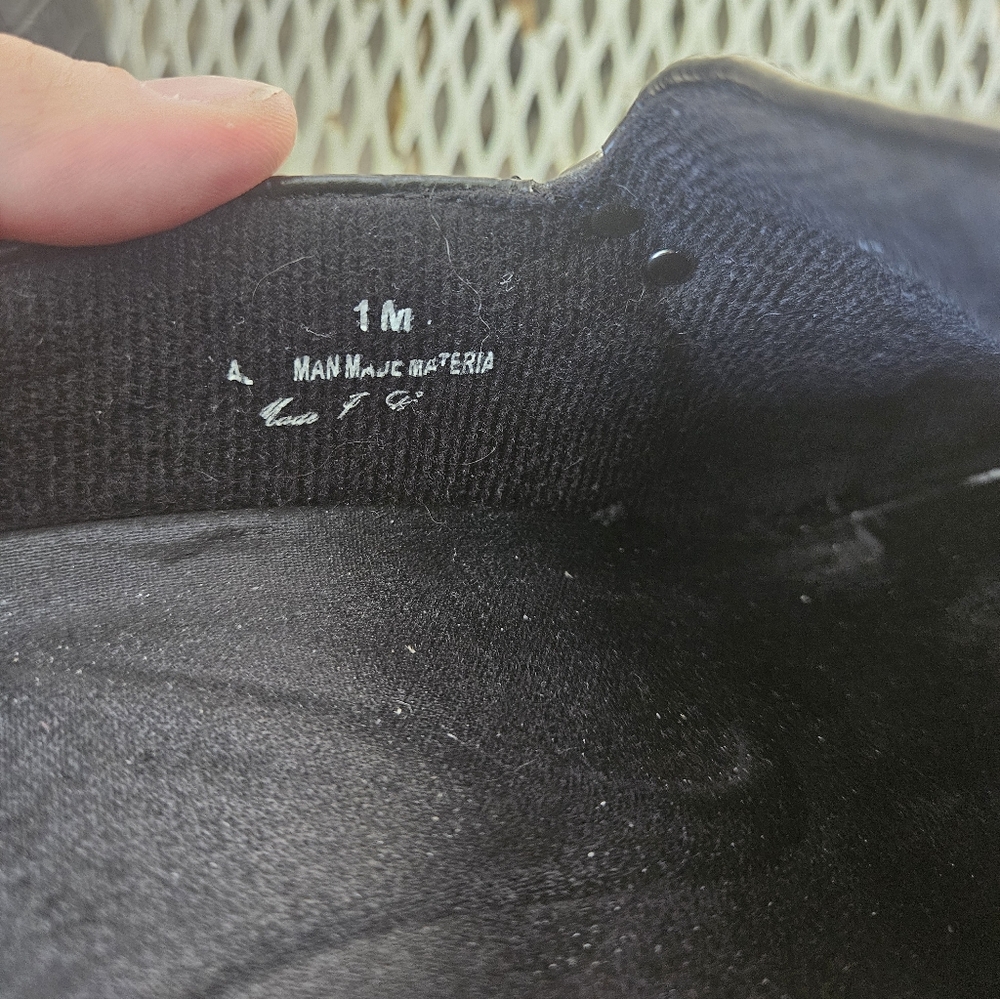 ππ3/20ππElegant Black Ankle Booties - Picture 3 of 5